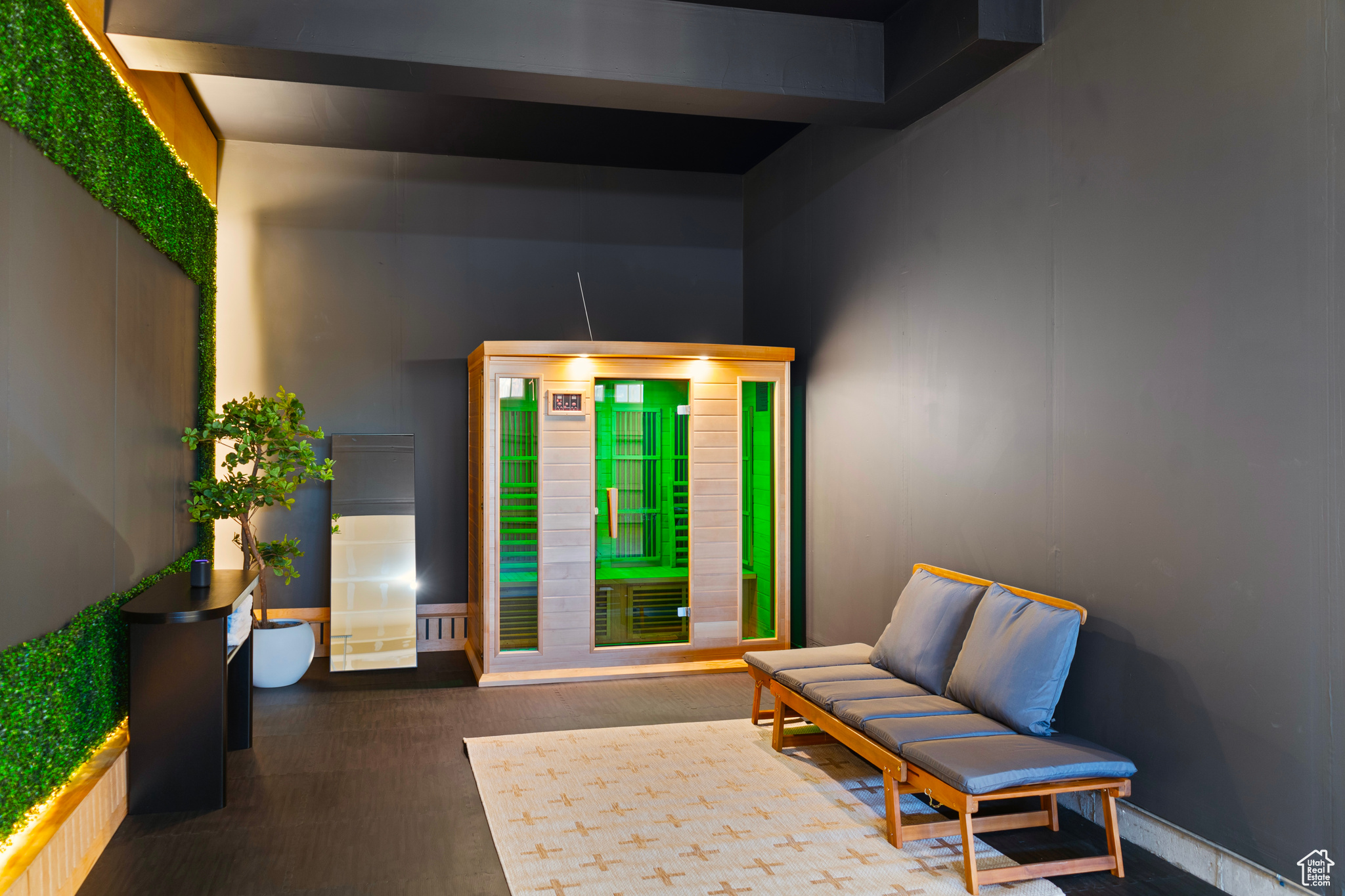 LOTT'S LOTS - Residential