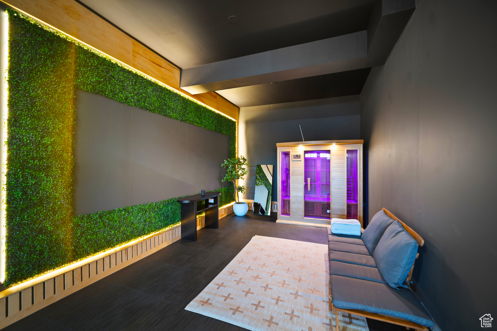 LOTT'S LOTS - Residential