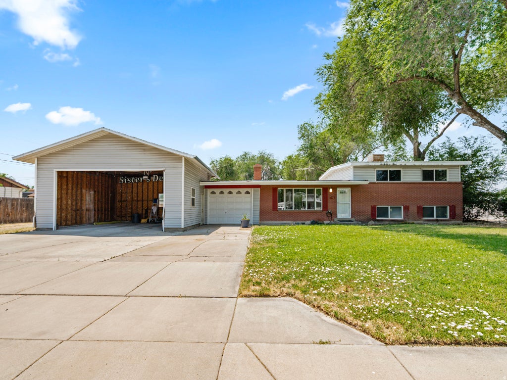 Photo of 120 E COX LANE LN, Midvale, UT 84047 (MLS # 2169821)