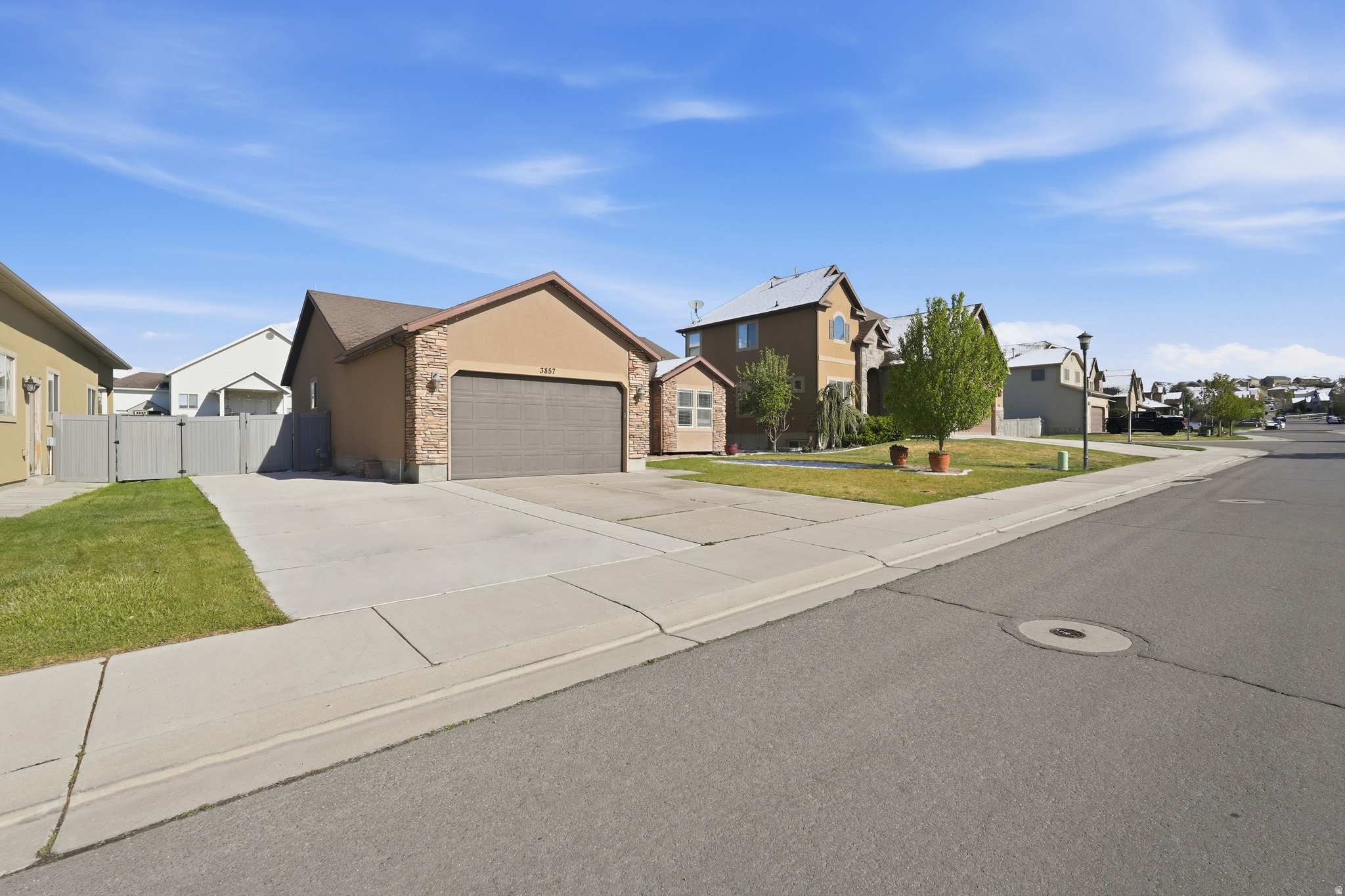 HIGHLANDS ON THE GRE - Residential