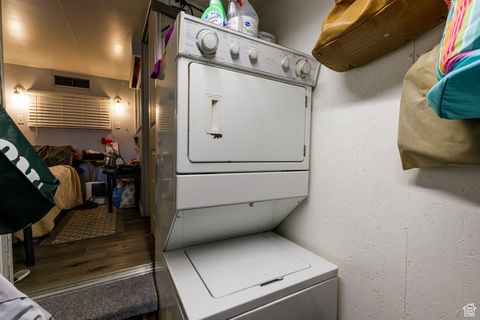 Tiny photo for 134 E GARDENA AVE, Salt Lake City, UT 84115 (MLS # 2117275)