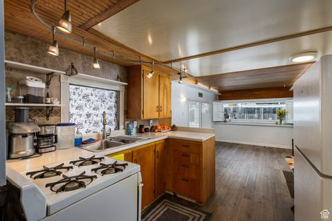 Tiny photo for 134 E GARDENA AVE, Salt Lake City, UT 84115 (MLS # 2117275)
