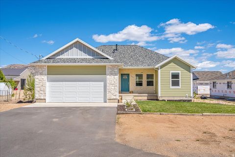 Photo of 607 S 250 W, Fountain Green, UT 84632 (MLS # 2152317)