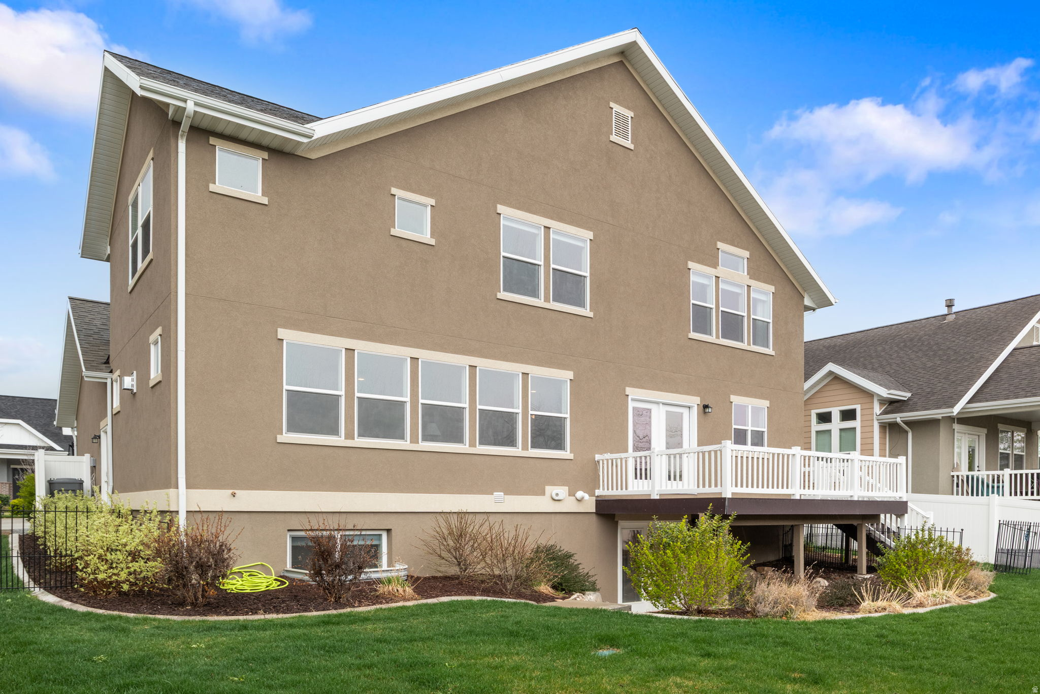 HARVEST PARK - Residential