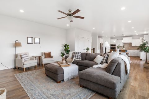 Tiny photo for 1826 W RIVER BIRCH RD, Mapleton, UT 84664 (MLS # 2147985)