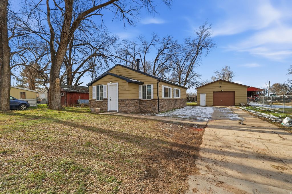 Photo of 905 N 1200 W, Marriott Slaterville, UT 84404 (MLS # 2132229)