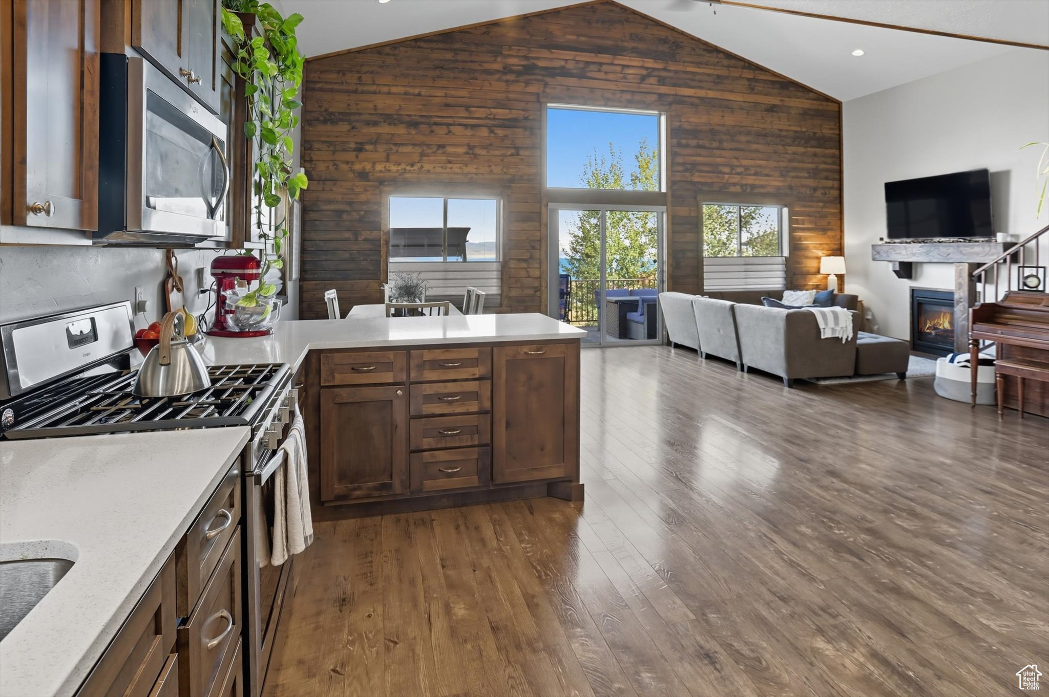 SWAN CREEK - Residential