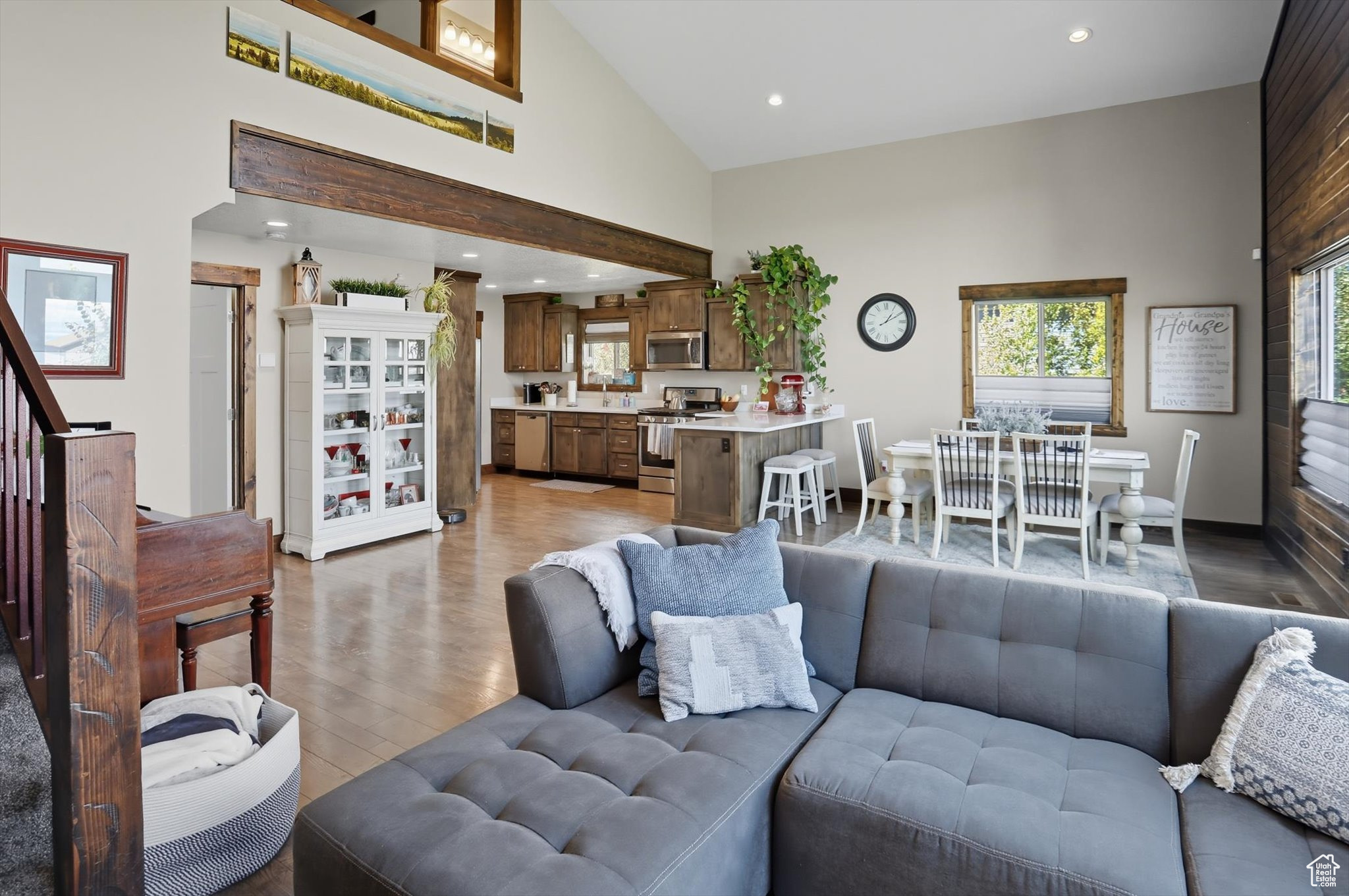 SWAN CREEK - Residential