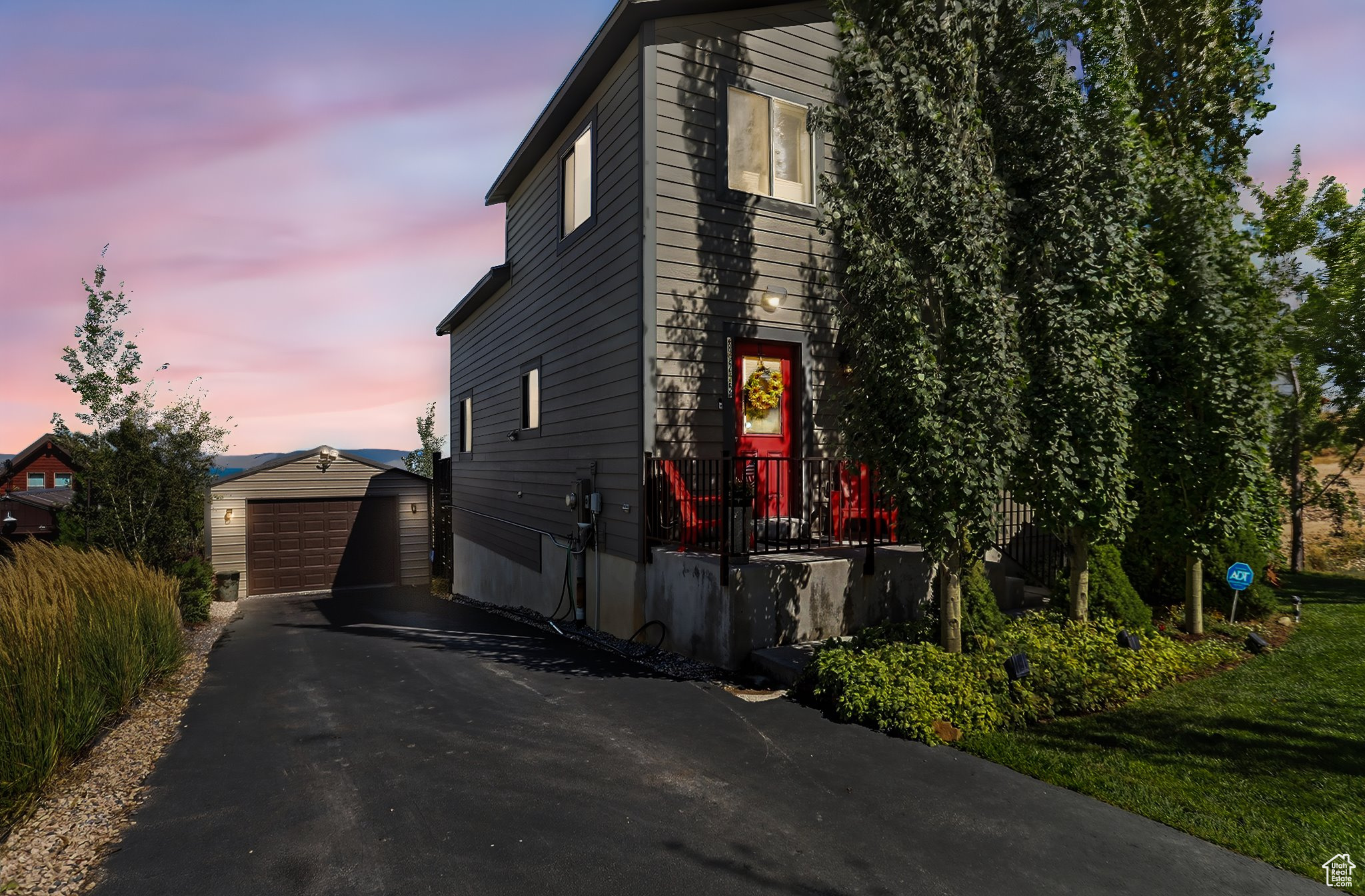 SWAN CREEK - Residential