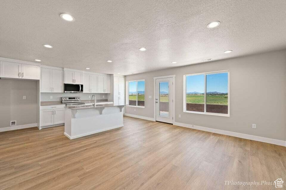 CEDAR BREAKS - Residential Income