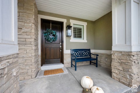 Tiny photo for 398 W SPRING FLOWER CIR, Kaysville, UT 84037 (MLS # 2192673)