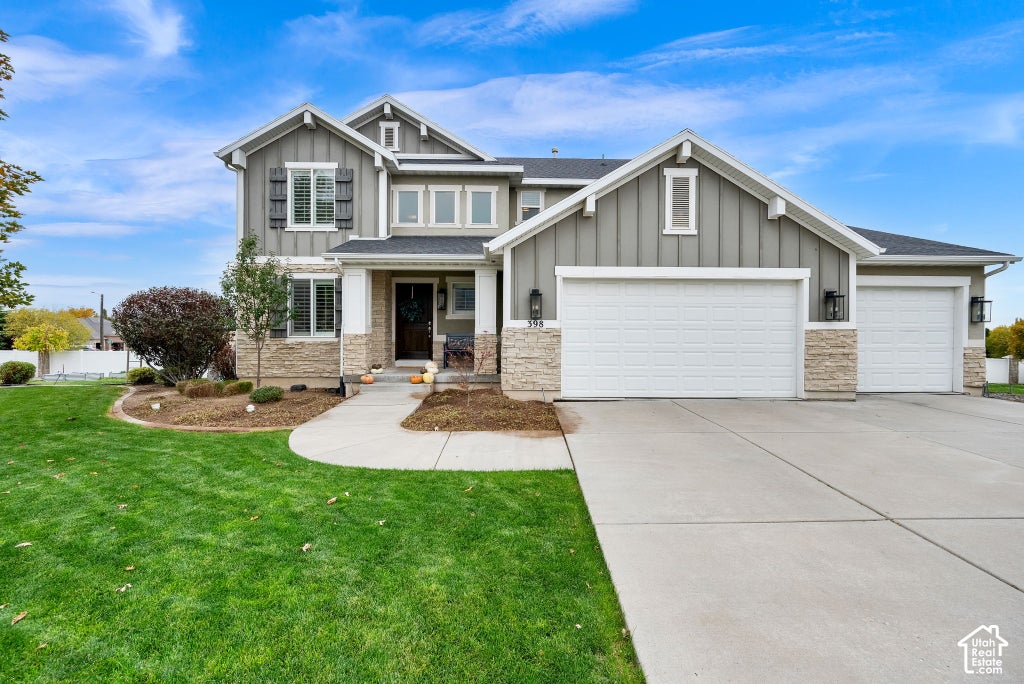 Photo of 398 W SPRING FLOWER CIR, Kaysville, UT 84037 (MLS # 2192673)