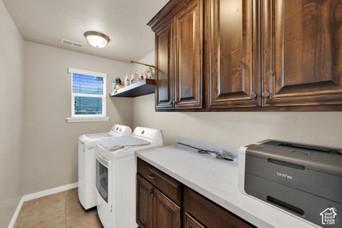 Tiny photo for 398 W SPRING FLOWER CIR, Kaysville, UT 84037 (MLS # 2192673)