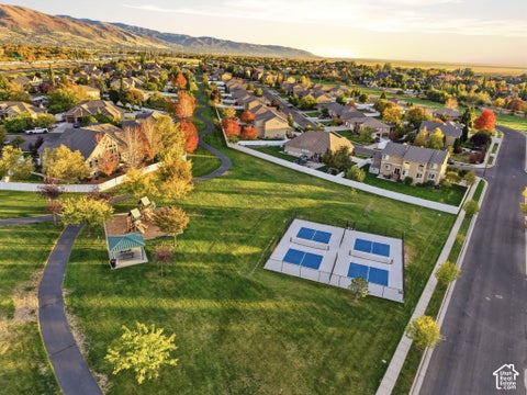 Tiny photo for 398 W SPRING FLOWER CIR, Kaysville, UT 84037 (MLS # 2192673)