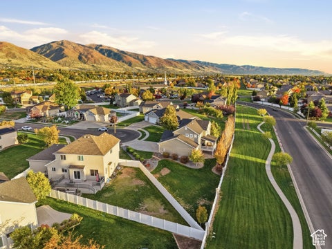 Tiny photo for 398 W SPRING FLOWER CIR, Kaysville, UT 84037 (MLS # 2192673)