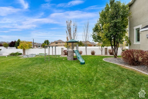 Tiny photo for 398 W SPRING FLOWER CIR, Kaysville, UT 84037 (MLS # 2192673)