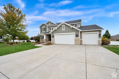 Tiny photo for 398 W SPRING FLOWER CIR, Kaysville, UT 84037 (MLS # 2192673)