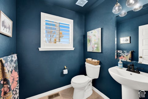 Tiny photo for 398 W SPRING FLOWER CIR, Kaysville, UT 84037 (MLS # 2192673)