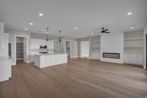 Tiny photo for 5496 W SAND RIDGE DR, Hurricane, UT 84737 (MLS # 2135247)