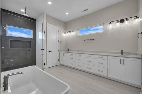 Tiny photo for 5496 W SAND RIDGE DR, Hurricane, UT 84737 (MLS # 2135247)