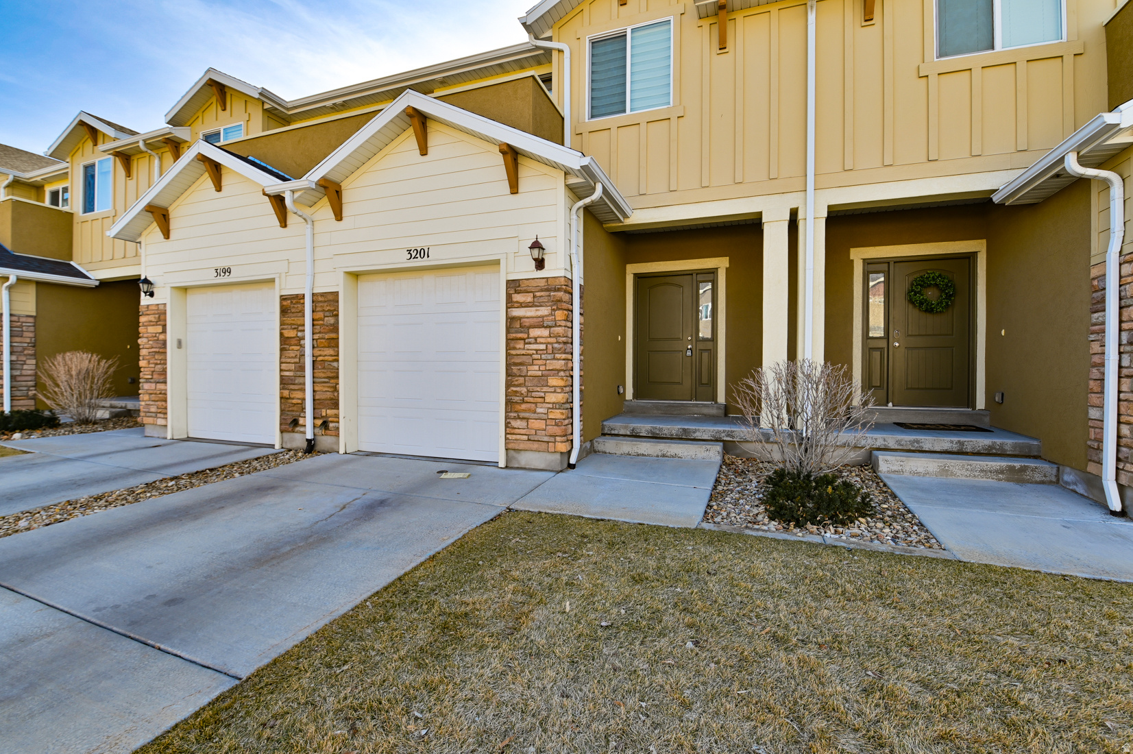 THANKSGIVING MEADOWS - Residential Lease
