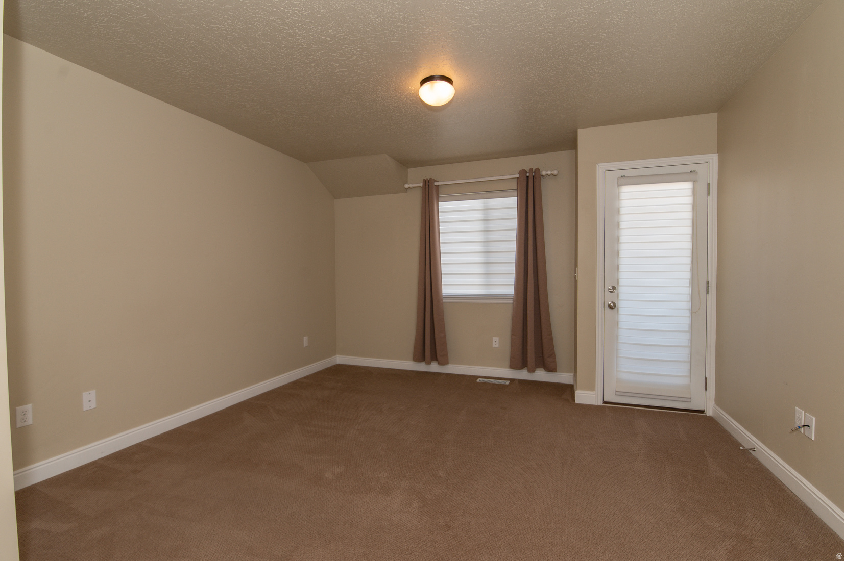 THANKSGIVING MEADOWS - Residential Lease