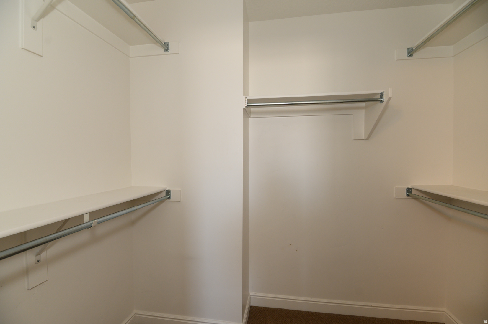 THANKSGIVING MEADOWS - Residential Lease