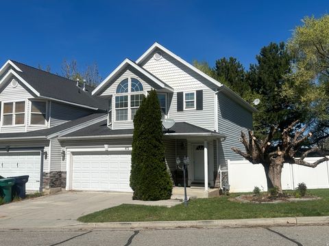 Photo of 872 QUINN CT, Ogden, UT 84404 (MLS # 2148479)