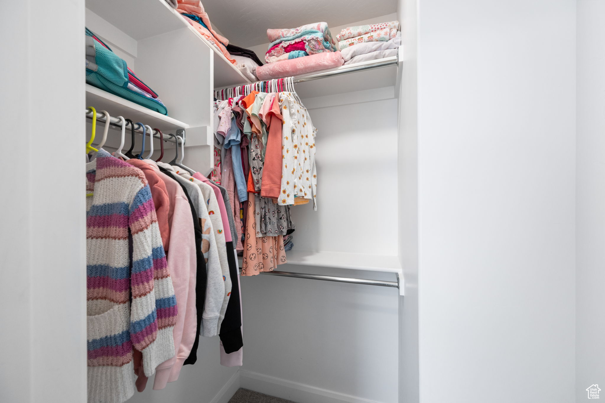 WARNER GATEWAY PH 3 - Residential