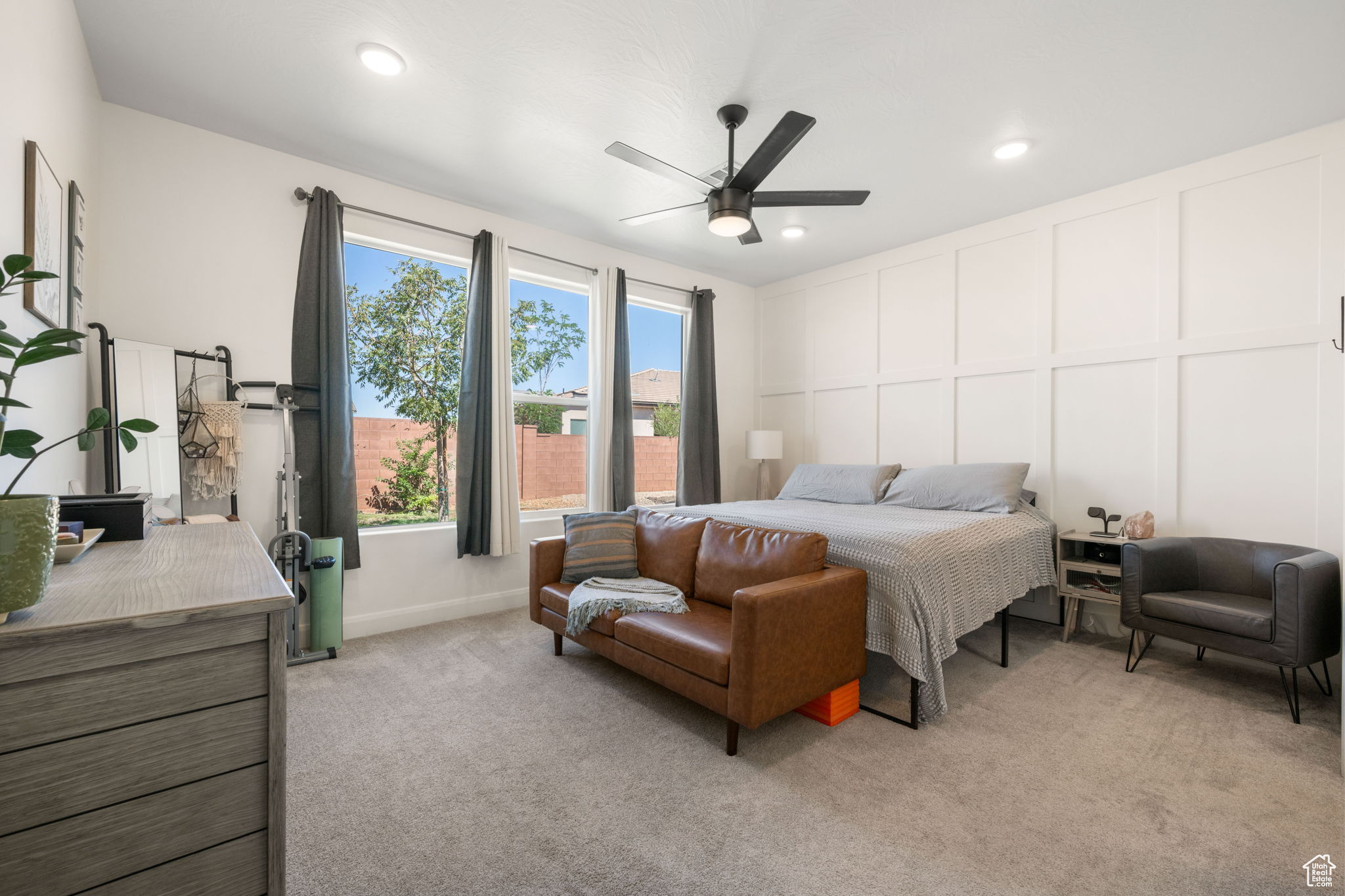 WARNER GATEWAY PH 3 - Residential