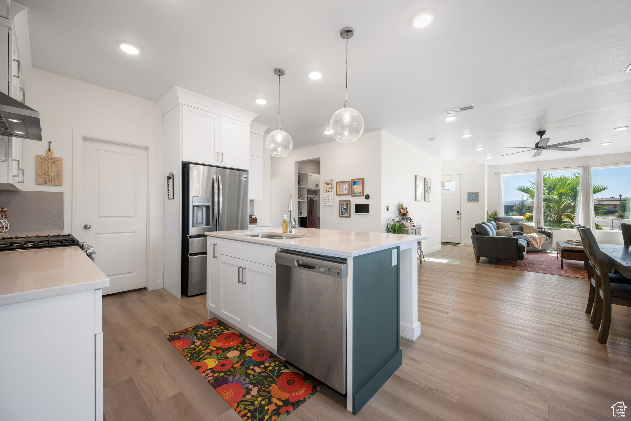 WARNER GATEWAY PH 3 - Residential