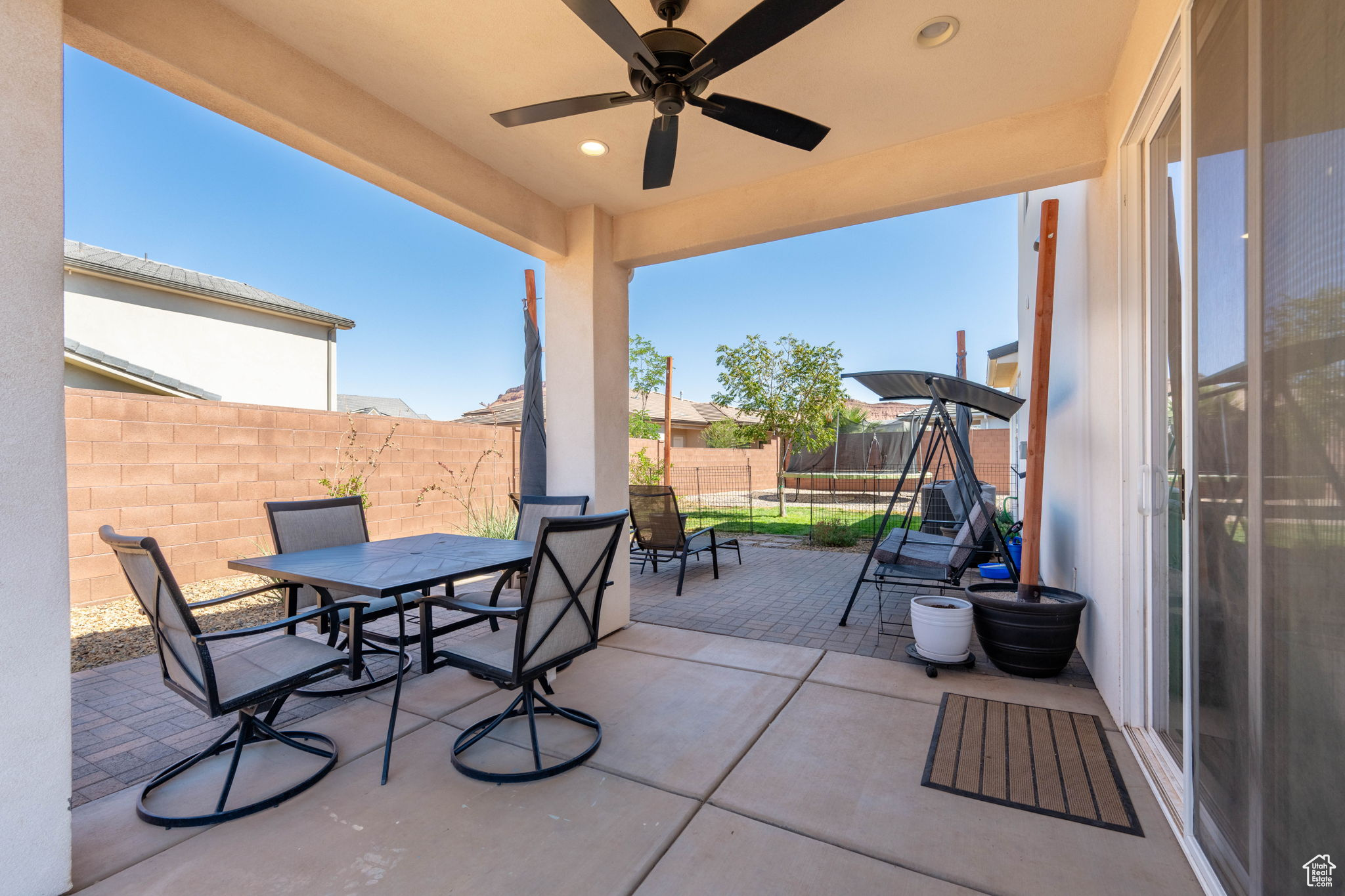 WARNER GATEWAY PH 3 - Residential