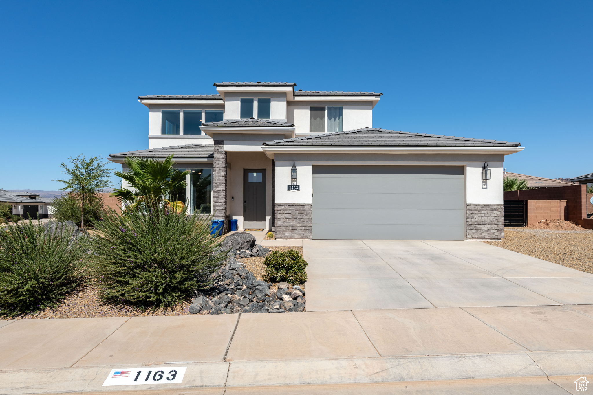 WARNER GATEWAY PH 3 - Residential