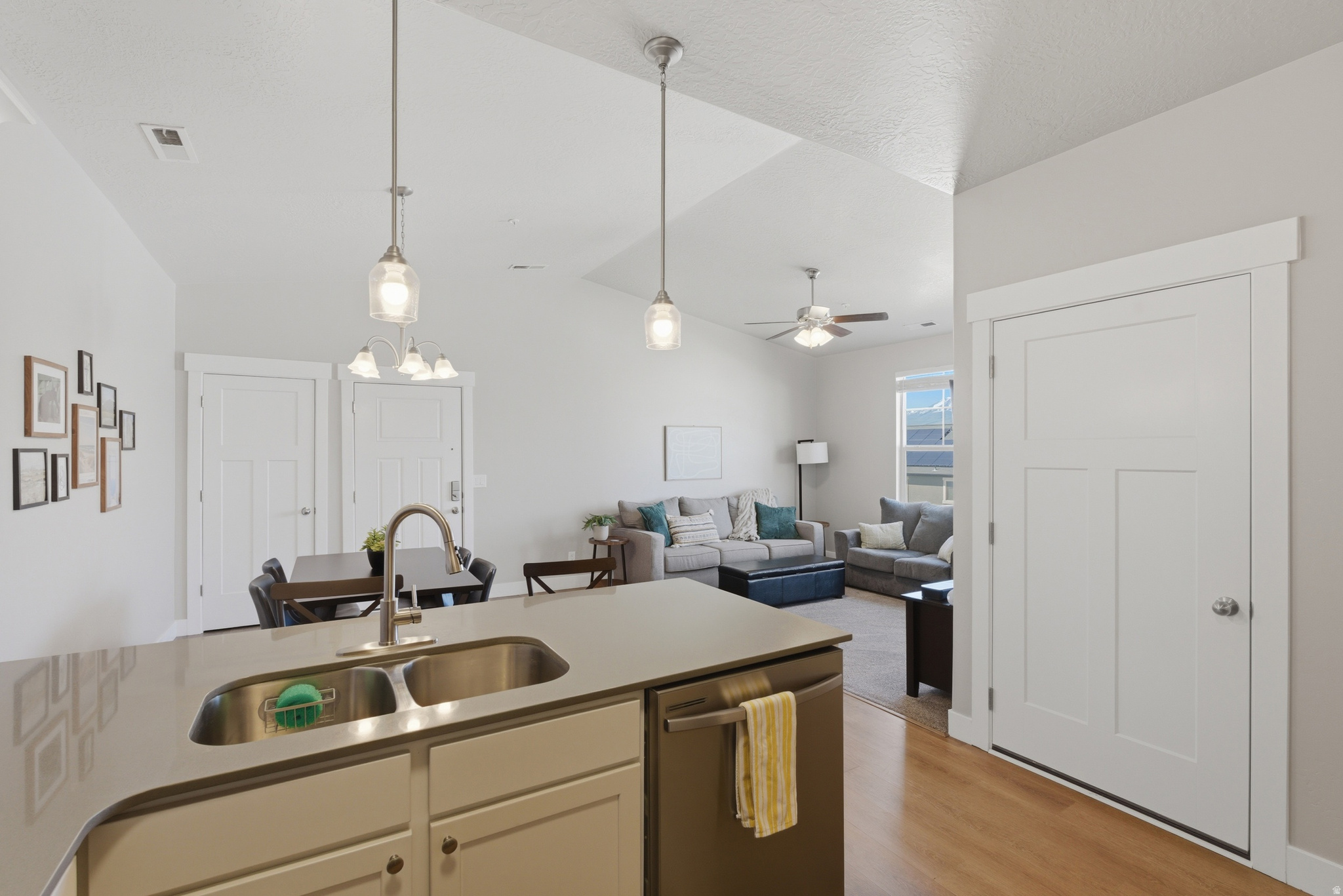 HORIZON HEIGHTS - Residential