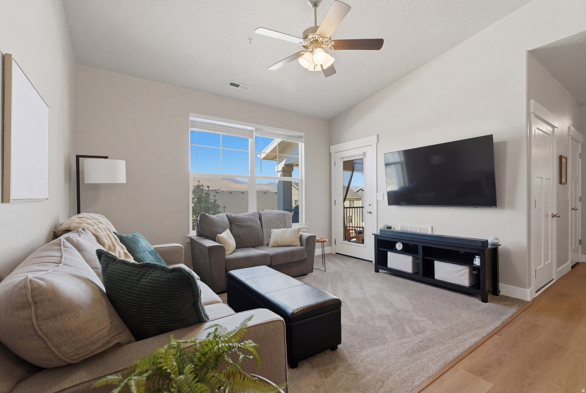 HORIZON HEIGHTS - Residential