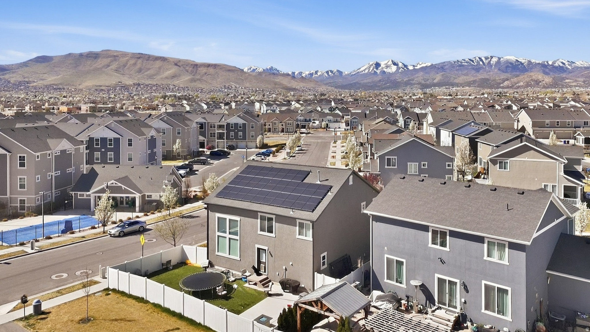 HORIZON HEIGHTS - Residential