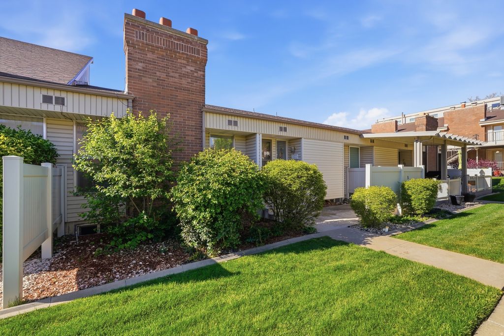 Photo of 4539 S 1800 W #127, Roy, UT 84067 (MLS # 2150723)