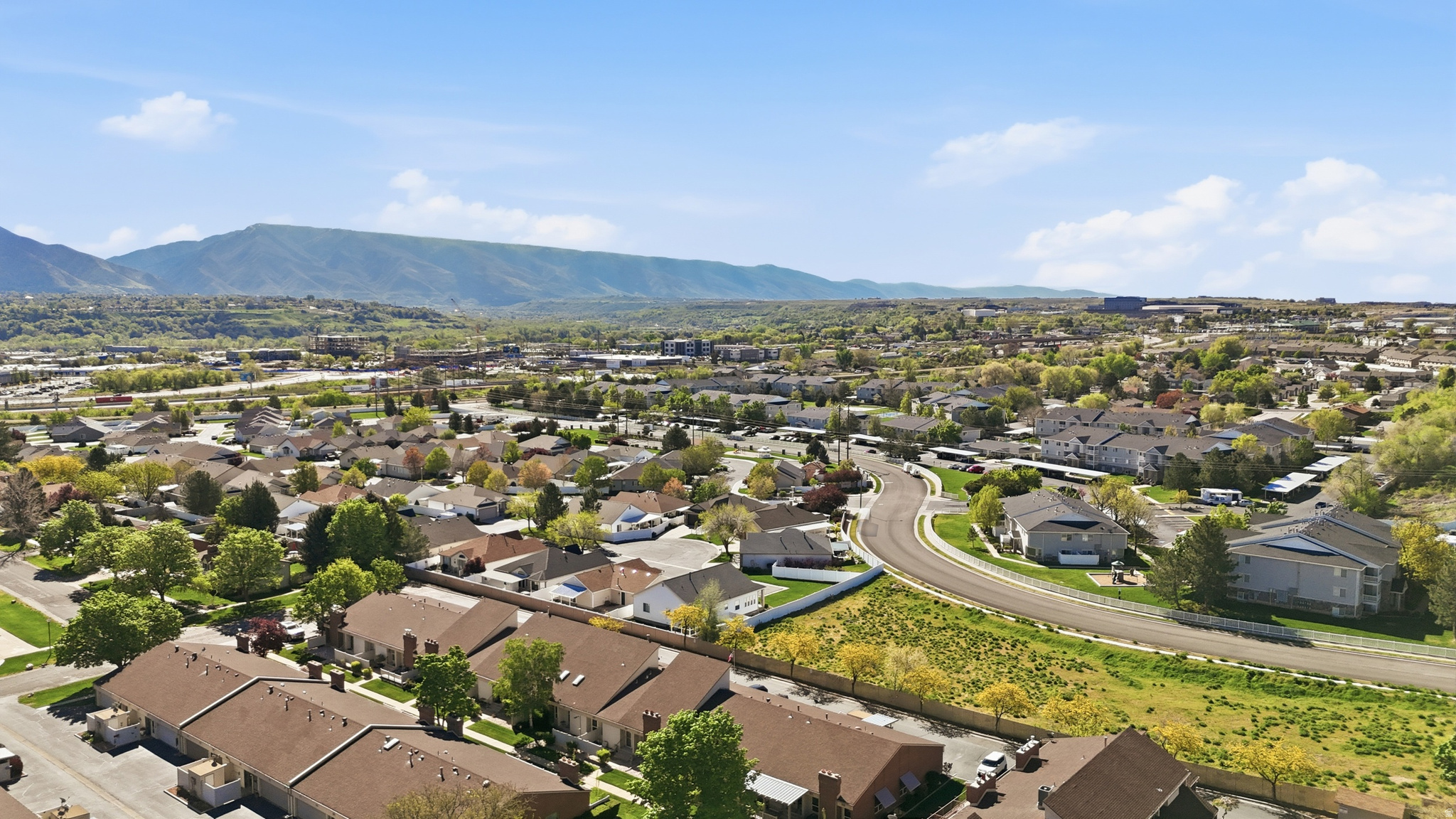 HERFORDSHIRE - Residential