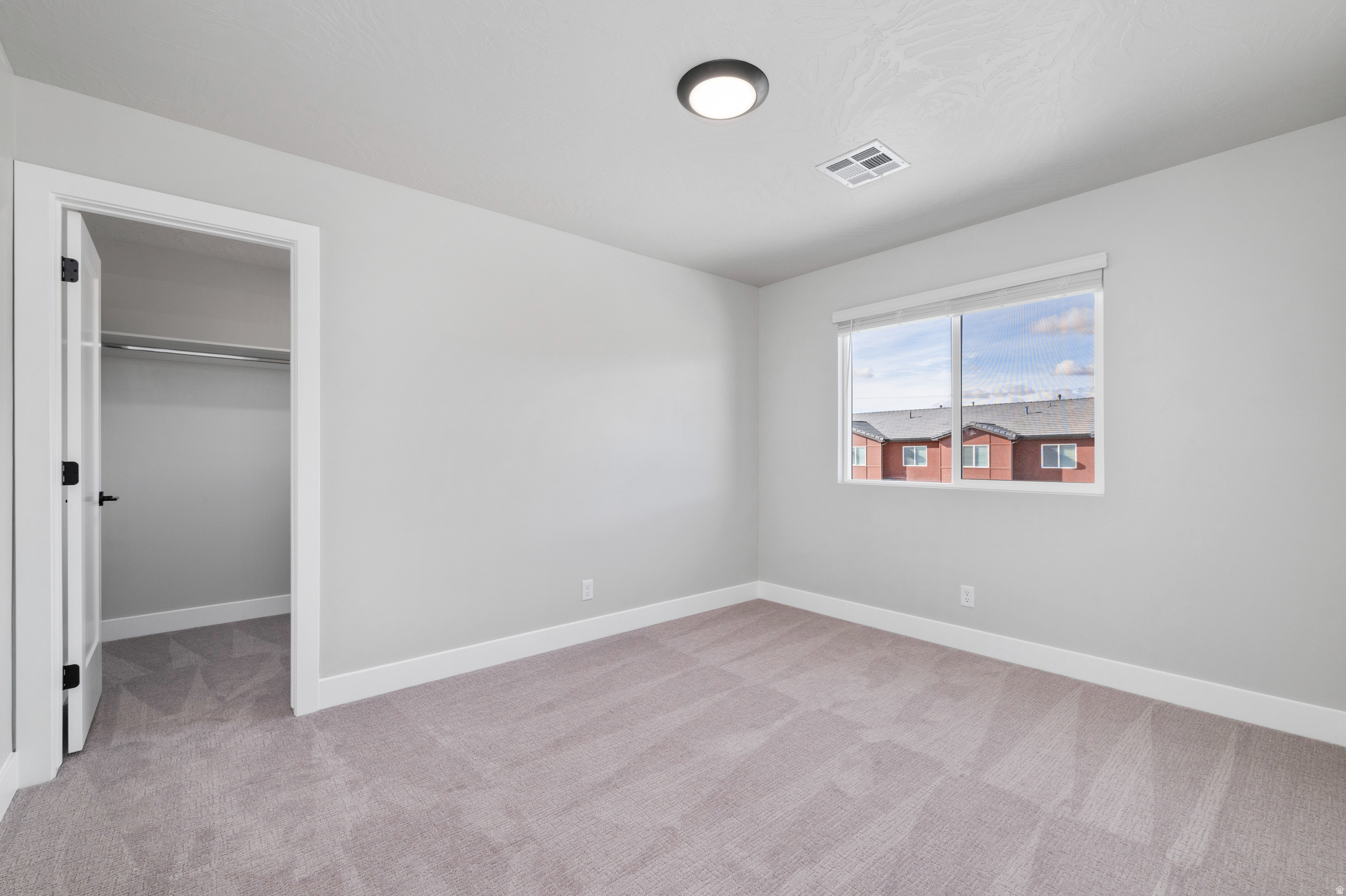 RISE AT CORAL CANYON - Residential