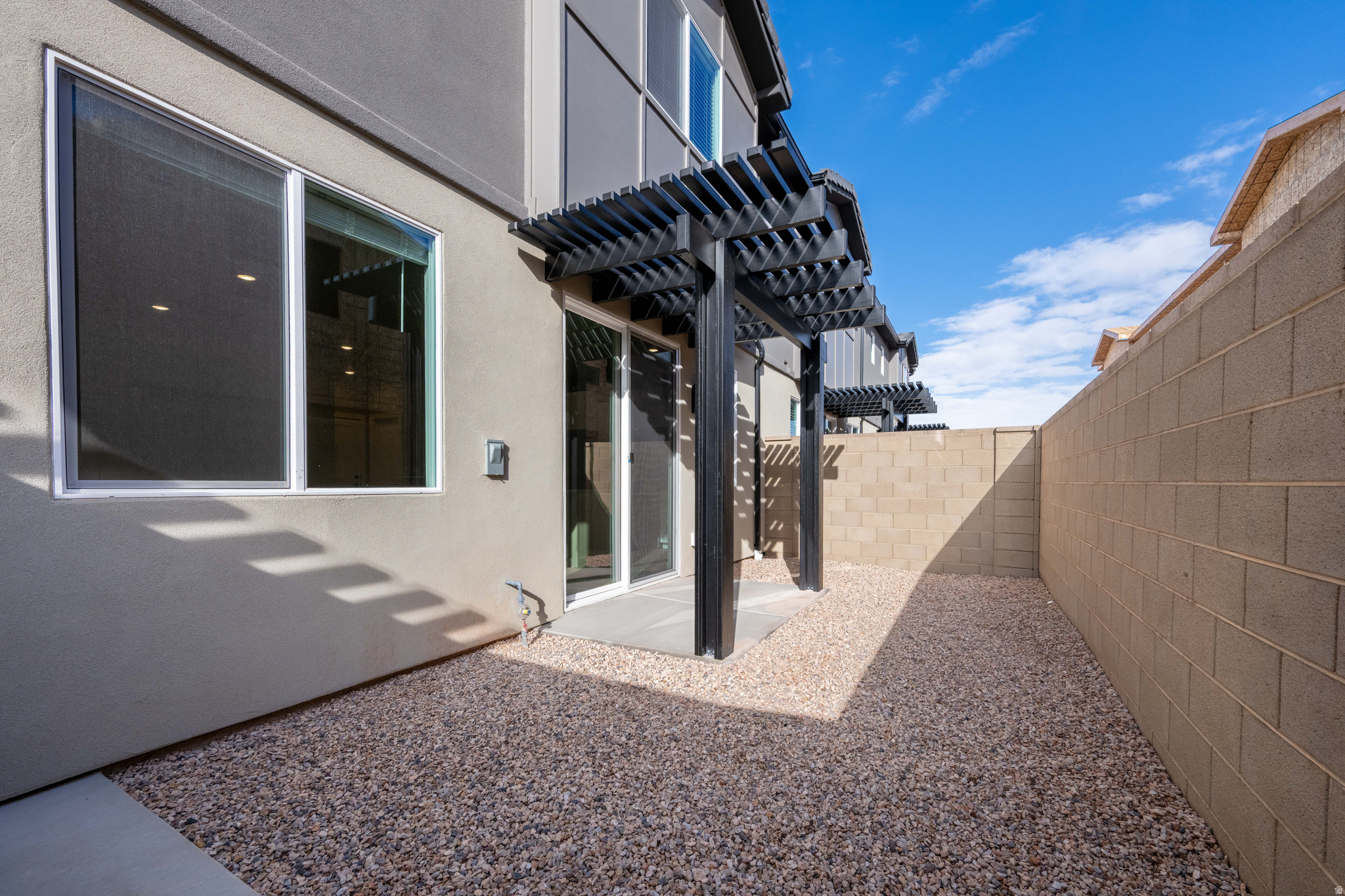 RISE AT CORAL CANYON - Residential