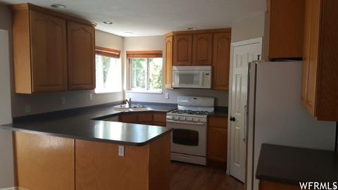 Tiny photo for 12542 S STONEBRIDGE CIR E, Draper, UT 84020 (MLS # 2146792)