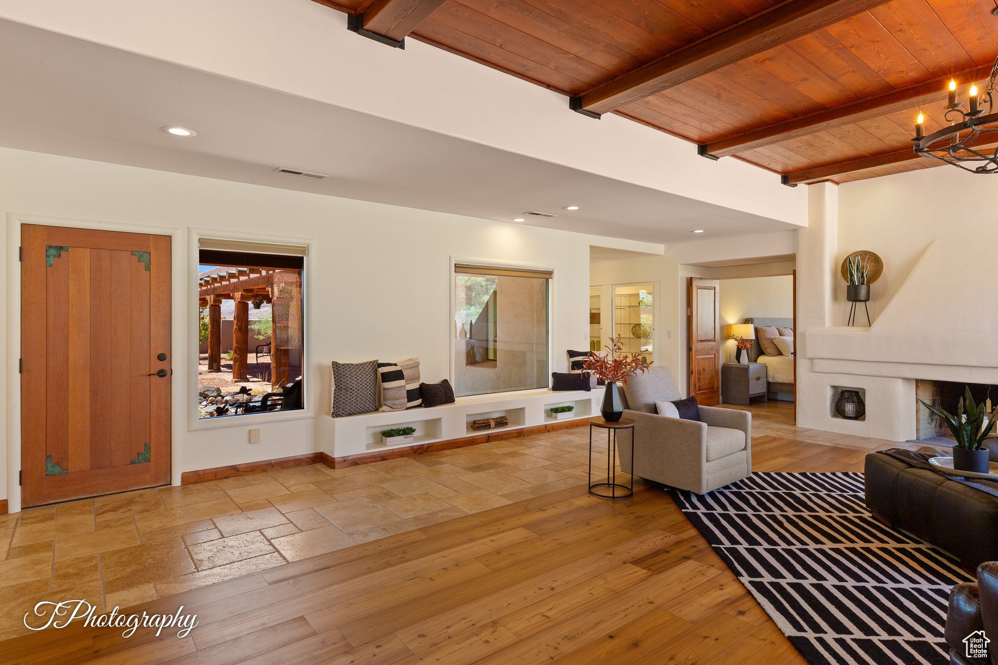 SHONTO POINT 4 - Residential