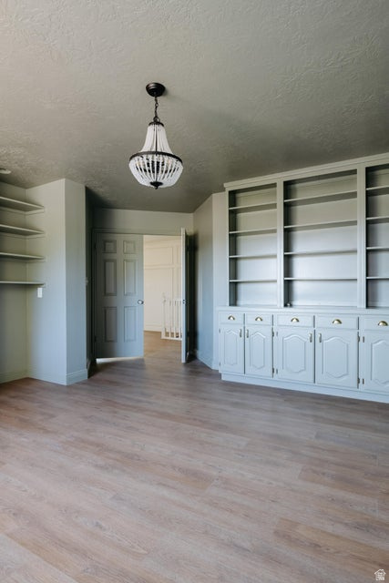 BLOOMINGTON COUNTRY CLUB - Residential