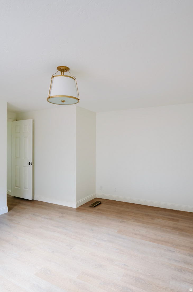 BLOOMINGTON COUNTRY CLUB - Residential