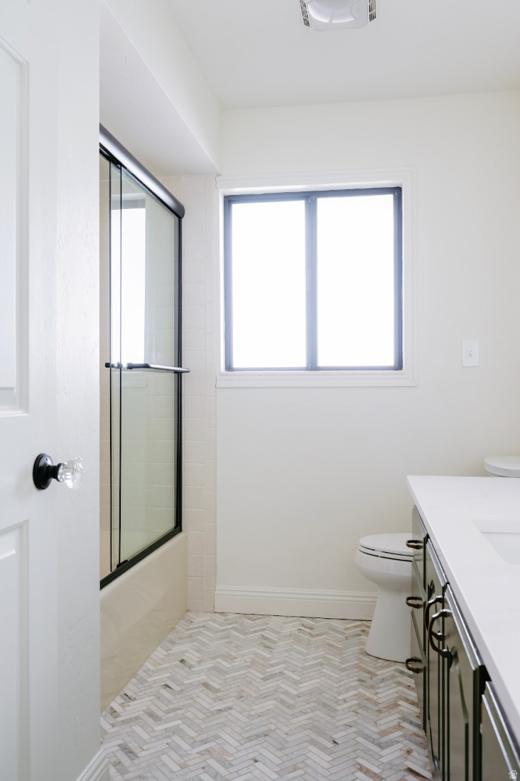 BLOOMINGTON COUNTRY CLUB - Residential