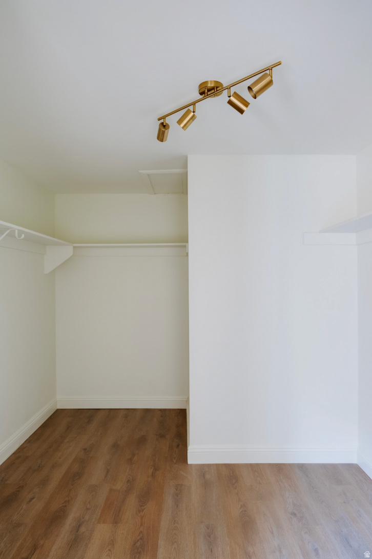 BLOOMINGTON COUNTRY CLUB - Residential