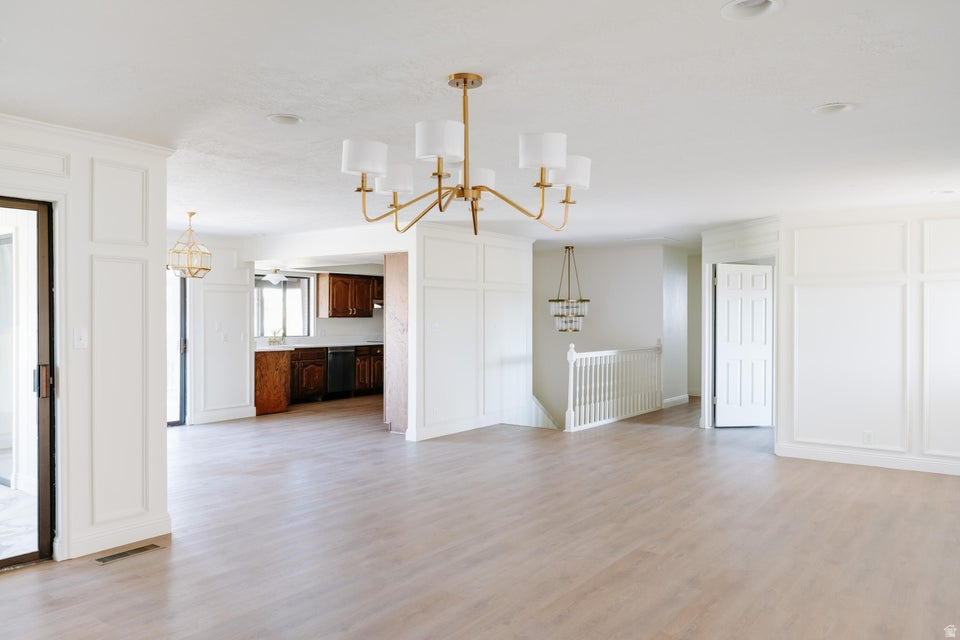 BLOOMINGTON COUNTRY CLUB - Residential