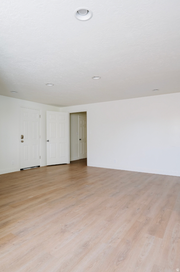 BLOOMINGTON COUNTRY CLUB - Residential