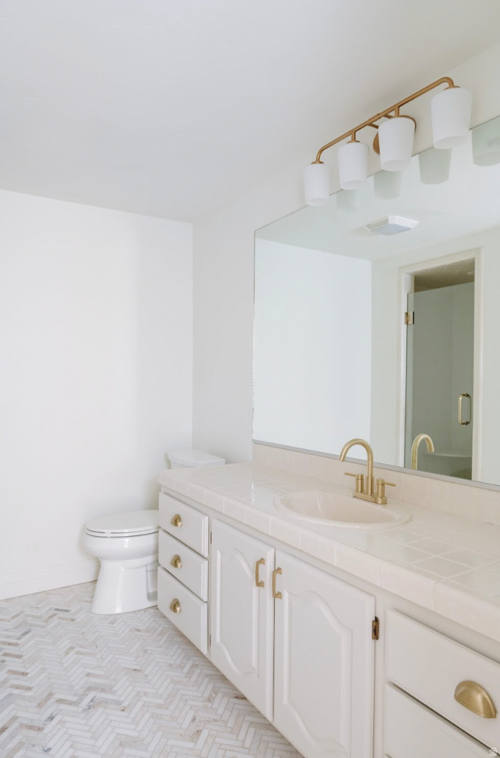 BLOOMINGTON COUNTRY CLUB - Residential