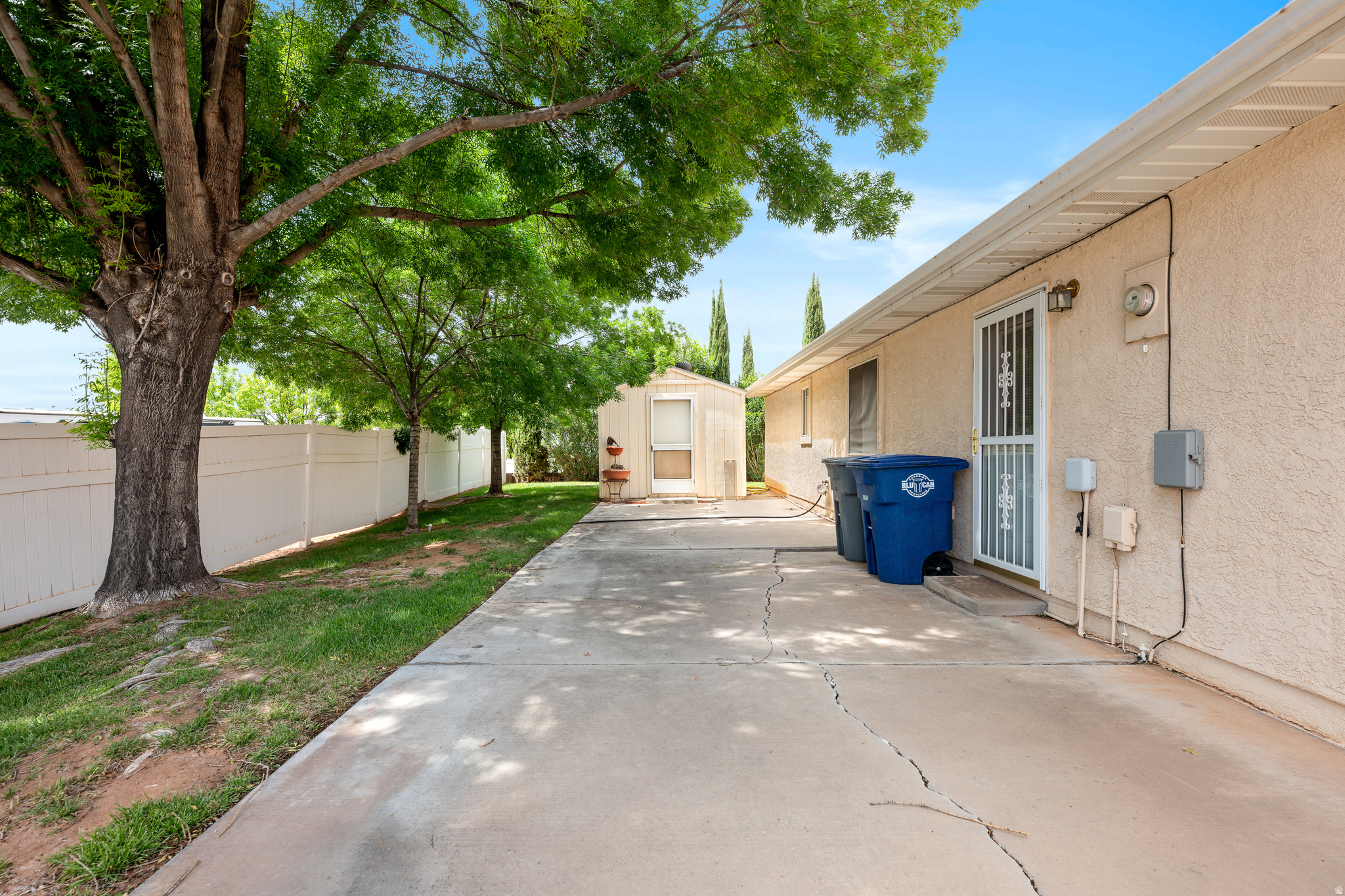 HORIZONS WEST 1 AMD - Residential